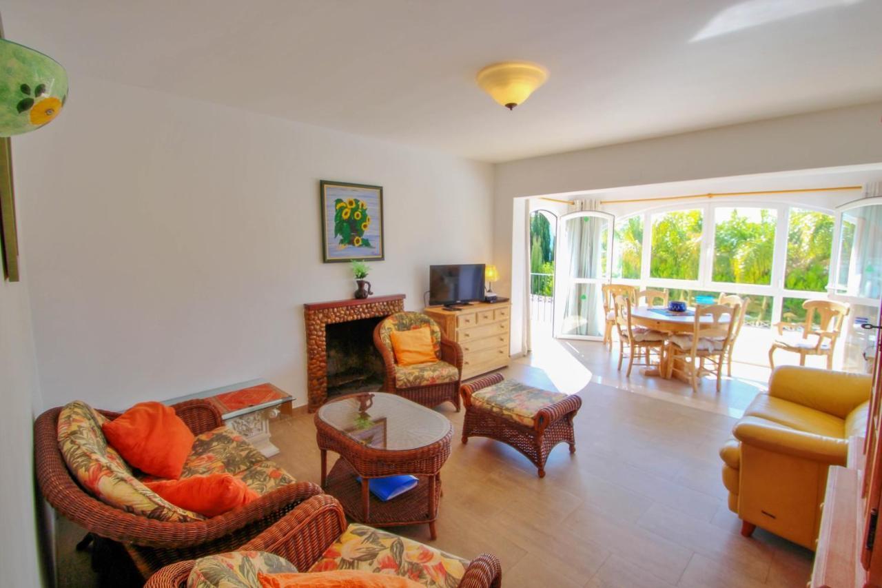 Mabruka - Charming, Finca Style Holiday Villa In ベニッサ エクステリア 写真